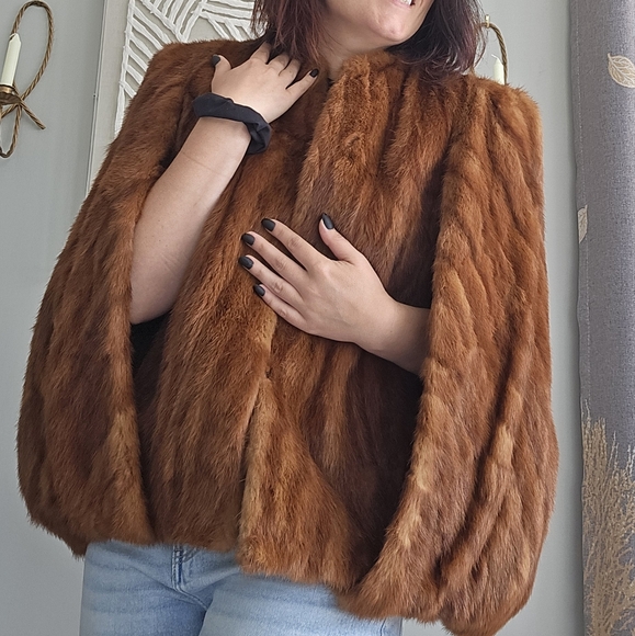 Jackets & Blazers - Luxurious Brown Fur Coat